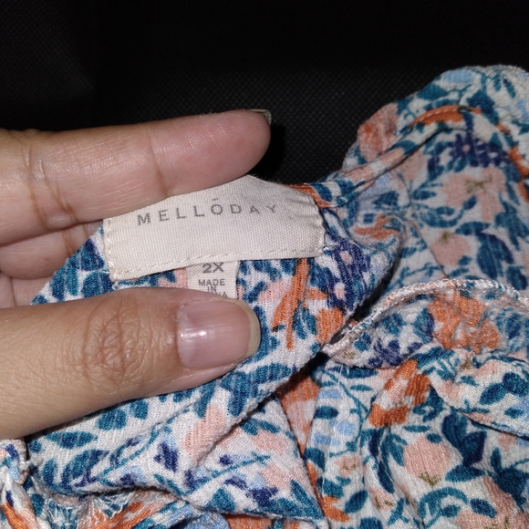 Melloday floral 2X plus size blouse - Picture 6 of 7